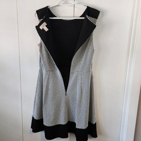 Ann Taylor Loft Fit and Flare Dress | Black + White Geometric design | Size 6/8 - Picture 7 of 10
